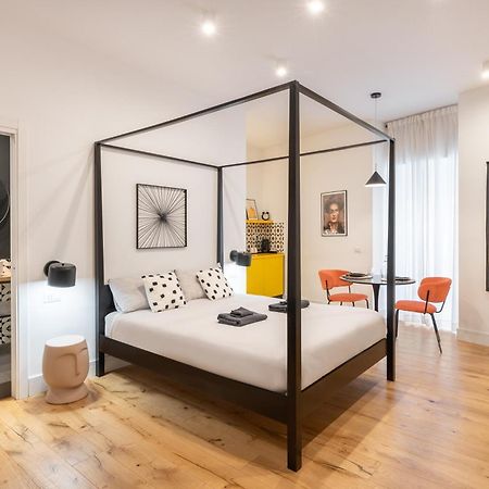 The Idyll Boutique Apartment - Suite In Napoli'S Spanish Quarters Ngoại thất bức ảnh