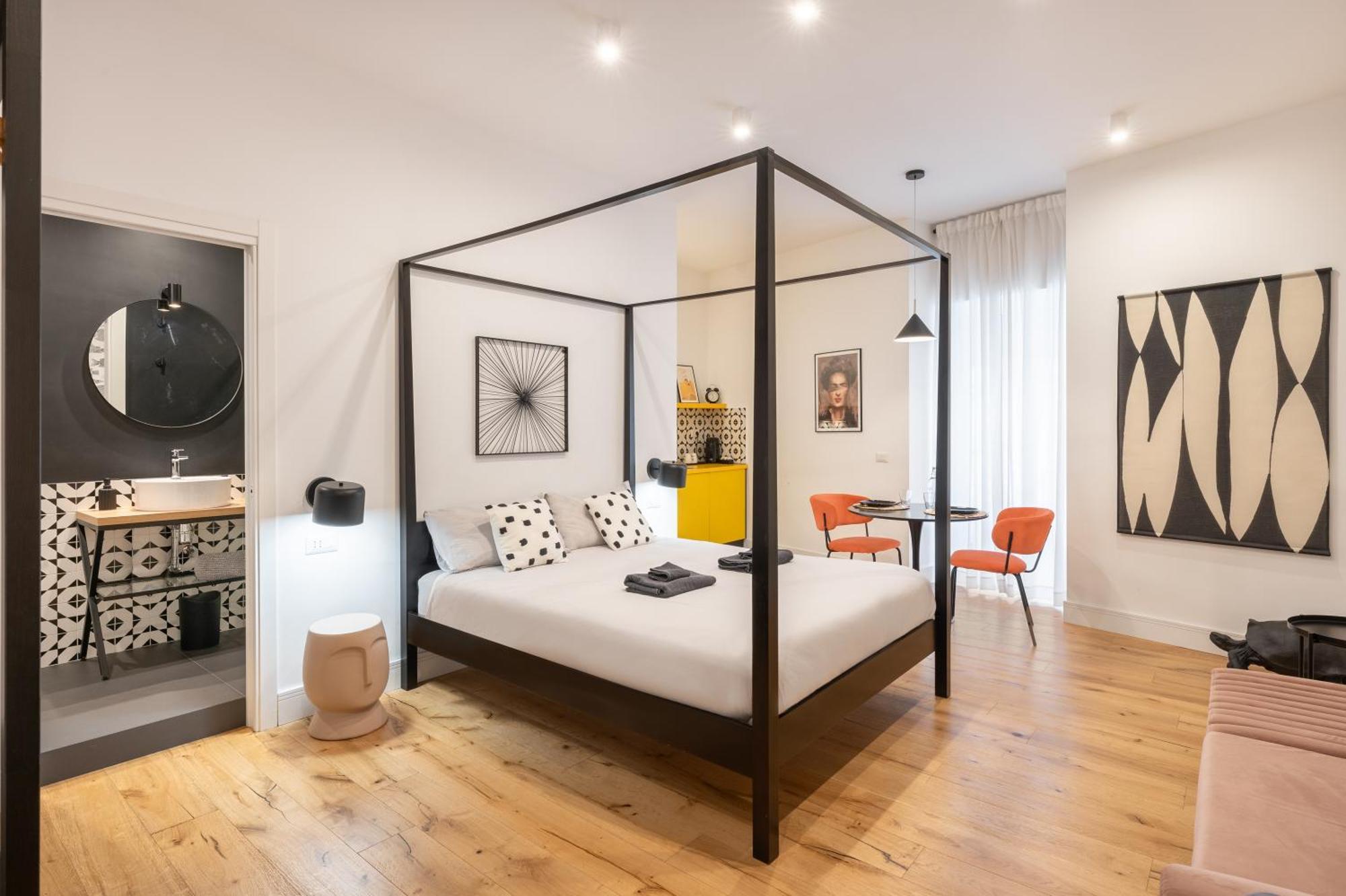The Idyll Boutique Apartment - Suite In Napoli'S Spanish Quarters Ngoại thất bức ảnh