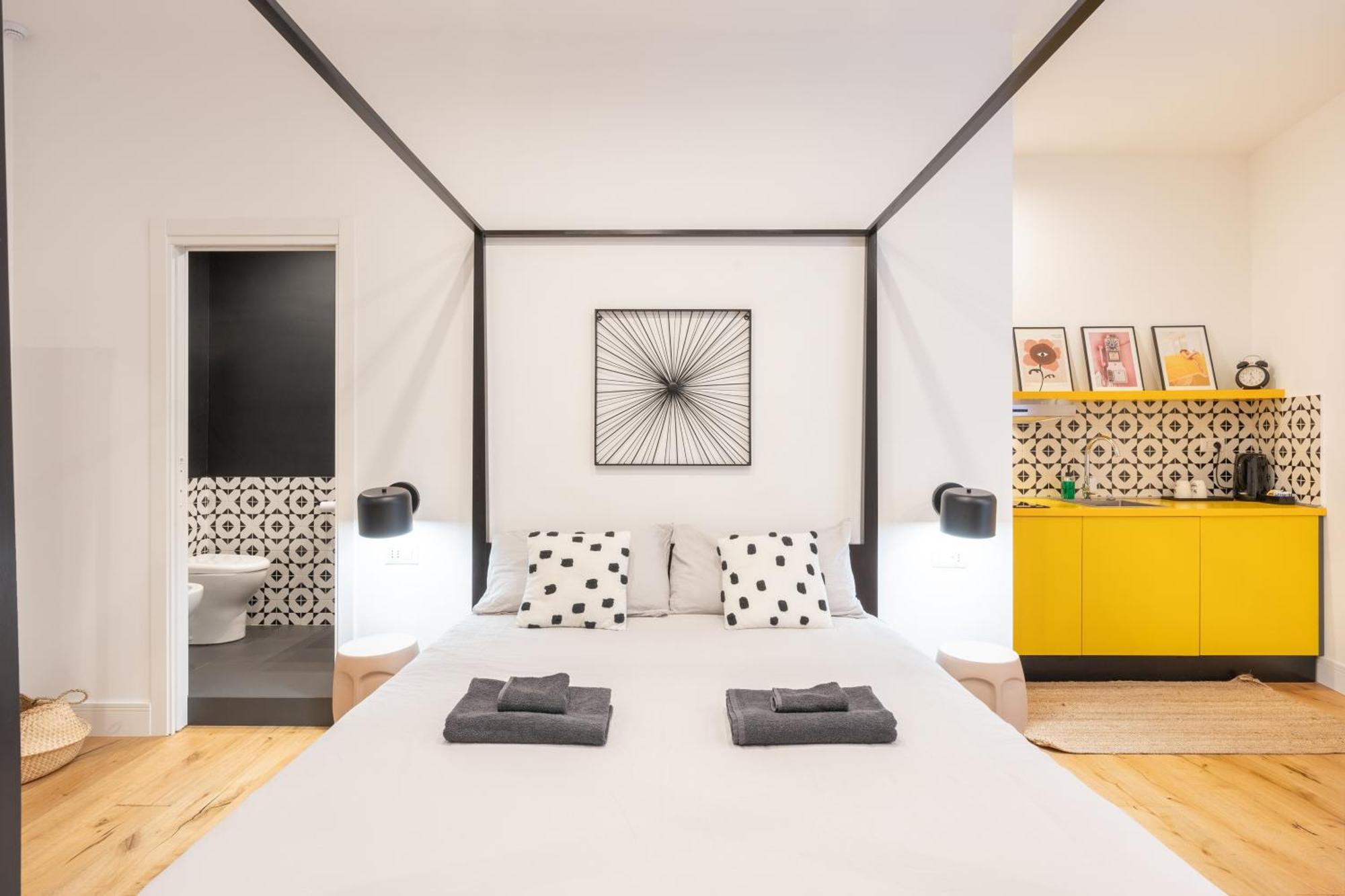 The Idyll Boutique Apartment - Suite In Napoli'S Spanish Quarters Ngoại thất bức ảnh